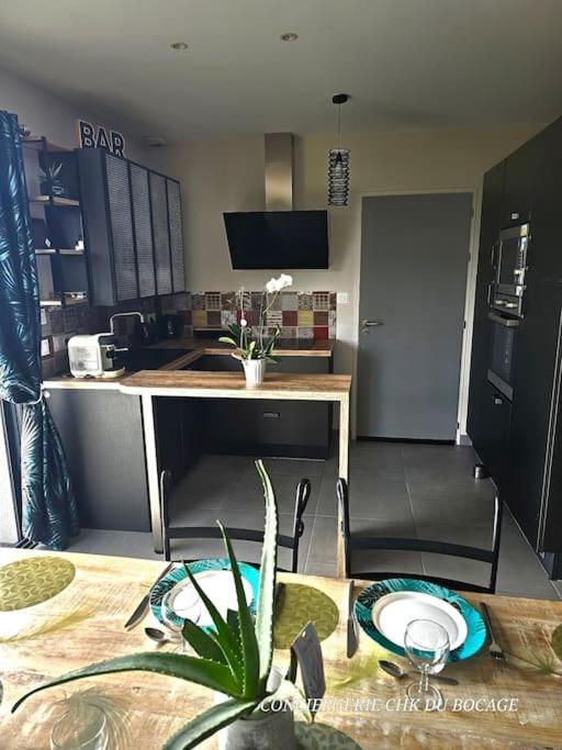 L'al'oe - 2kms Du Puy Dufou Holiday home